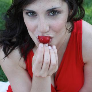 From Food Obsessed to Living My Best with Dina Garcia, Dietitian-Nutritionist & Mindful Eating Coach
