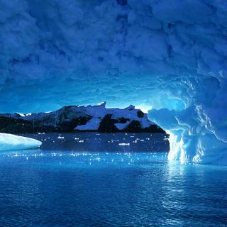 Business Game Changers Radio with Sarah Westall: Clif High at his best, Antartica, Economy, Future Trends