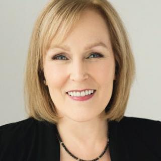 Transformation on the Fast Track: Vibration of Change™ Coaching with host Christine Upchurch