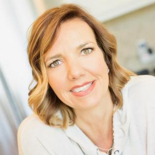 Healing the "Gut Brain" with Hallie Sawyer
