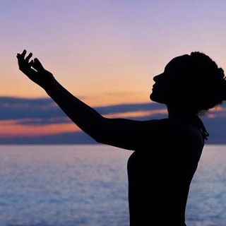 Guest Host Karen Betten: Finding Courage & Hope in Conflict