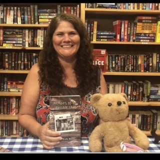 LOOKING AHEAD with Author and Speaker Kelly Walk Hines