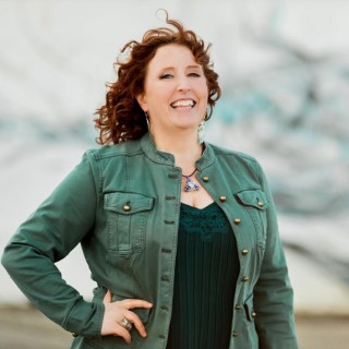 A Multidimensional Past Life Regression Into The Ancient Lands with Guest Jennifer Bell 