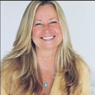 Exploring the Quantum Field and the Present Time with Pamala Oslie