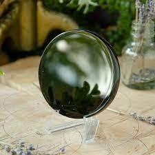 Obsidian – Smokey Mirror of Forgiveness (with energy practice)