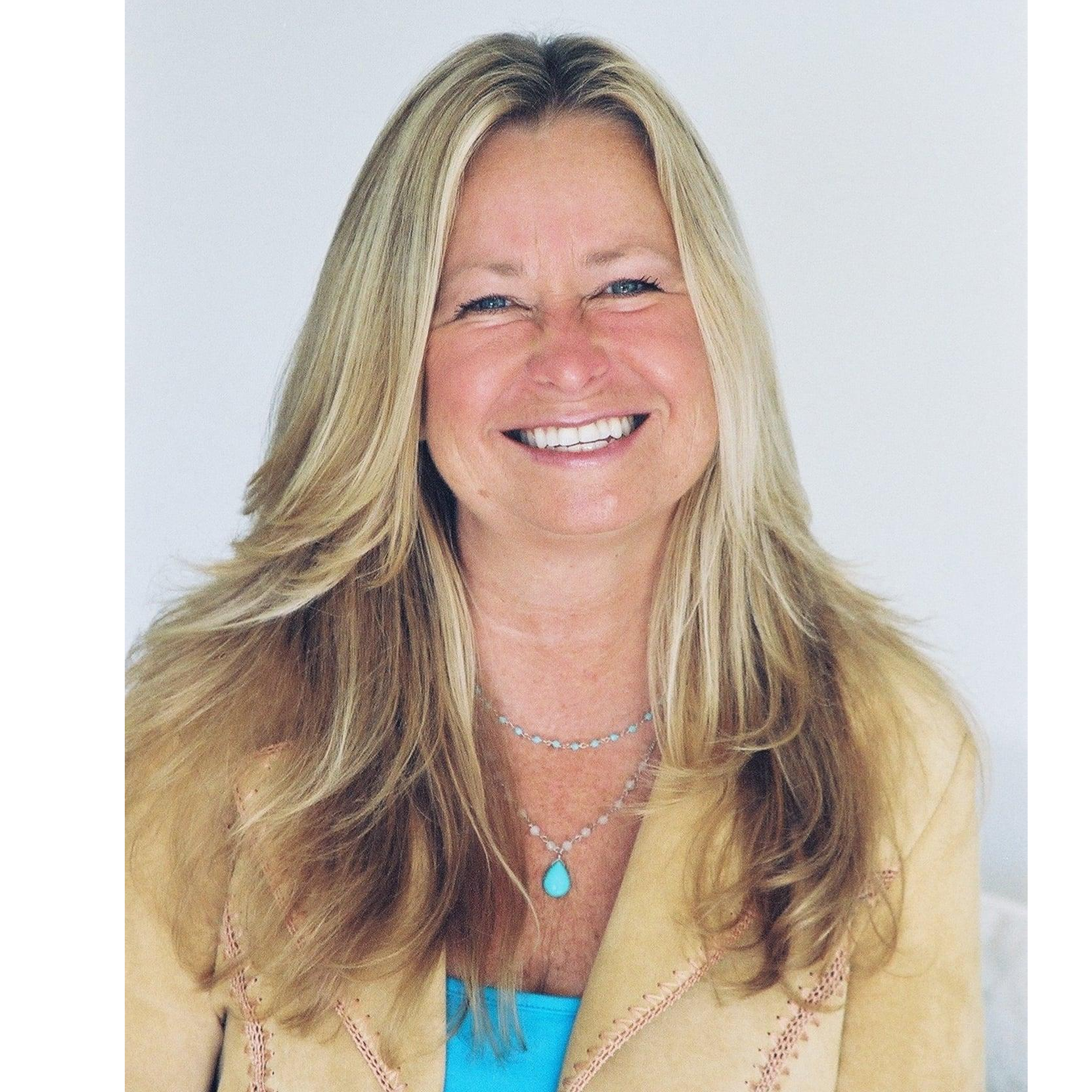 Metaphysical Mysteries & Revelation with Pamala Oslie