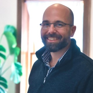 Dr. Diane interviews Andrew Matusiak on Accelerated Resolution Therapy 