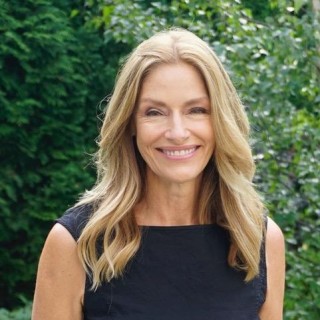 Dr. Diane Interviews Donna Bunte on Traditional Chinese Medicine for Women