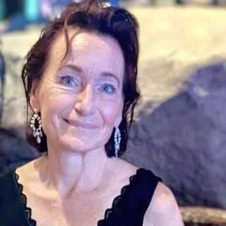 Lisa Barrett