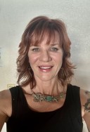 Crystal Connelly