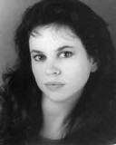  Julia Hoban 