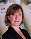  Stacy Malkan 