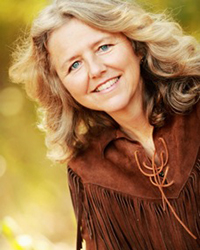  Catriona MacGregor 