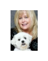  Sandra Larson 