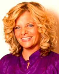  Wendy Robbins 