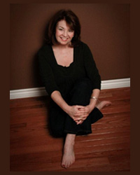  Lynda Simmons 