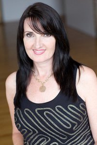  Michele Deville 