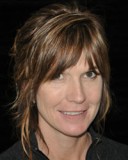 Nicole Howe 