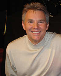 Dr. Alexander Loyd 