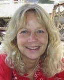  Victoria Helm 