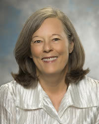  Gayle B Lee 