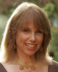  Laura Fox 