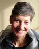  Christine Hemp 