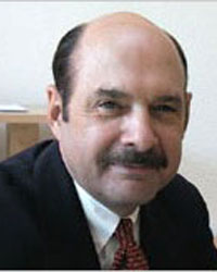  John L. Petersen 