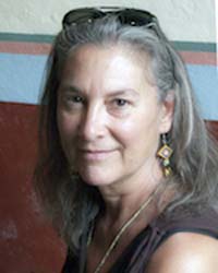  Linda Wolf 