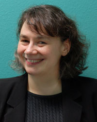  Larisa Goldin 