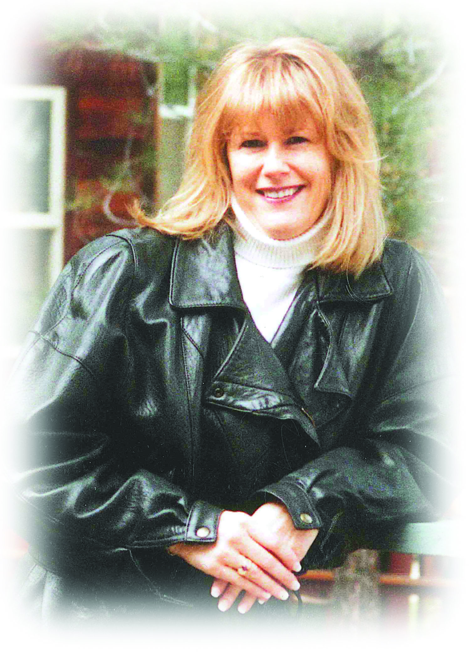  Virginia Swanson 