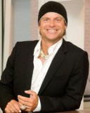  Tom Oliver 