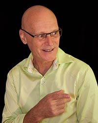  Stephen Garrett 