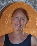  Sharon Lynn 