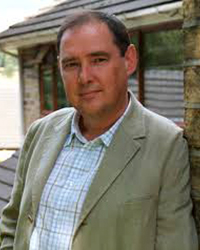  Christopher Knight 