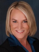  Kelly McDonald 