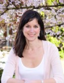  Christine Elder 