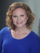  Julia Bowlin 
