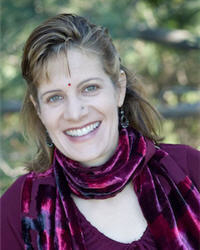  Julie Dittmar 