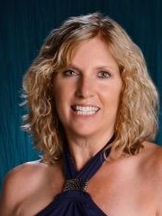 Jeanne  Russell