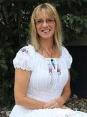 Darlene  Turner