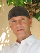 Peter  Hansen