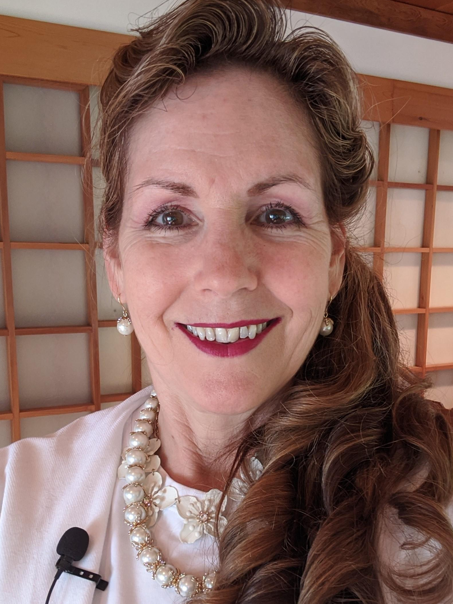 Dr. Valerie  Patrick