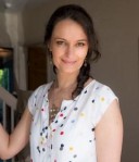 Dr. Lara Zibarras