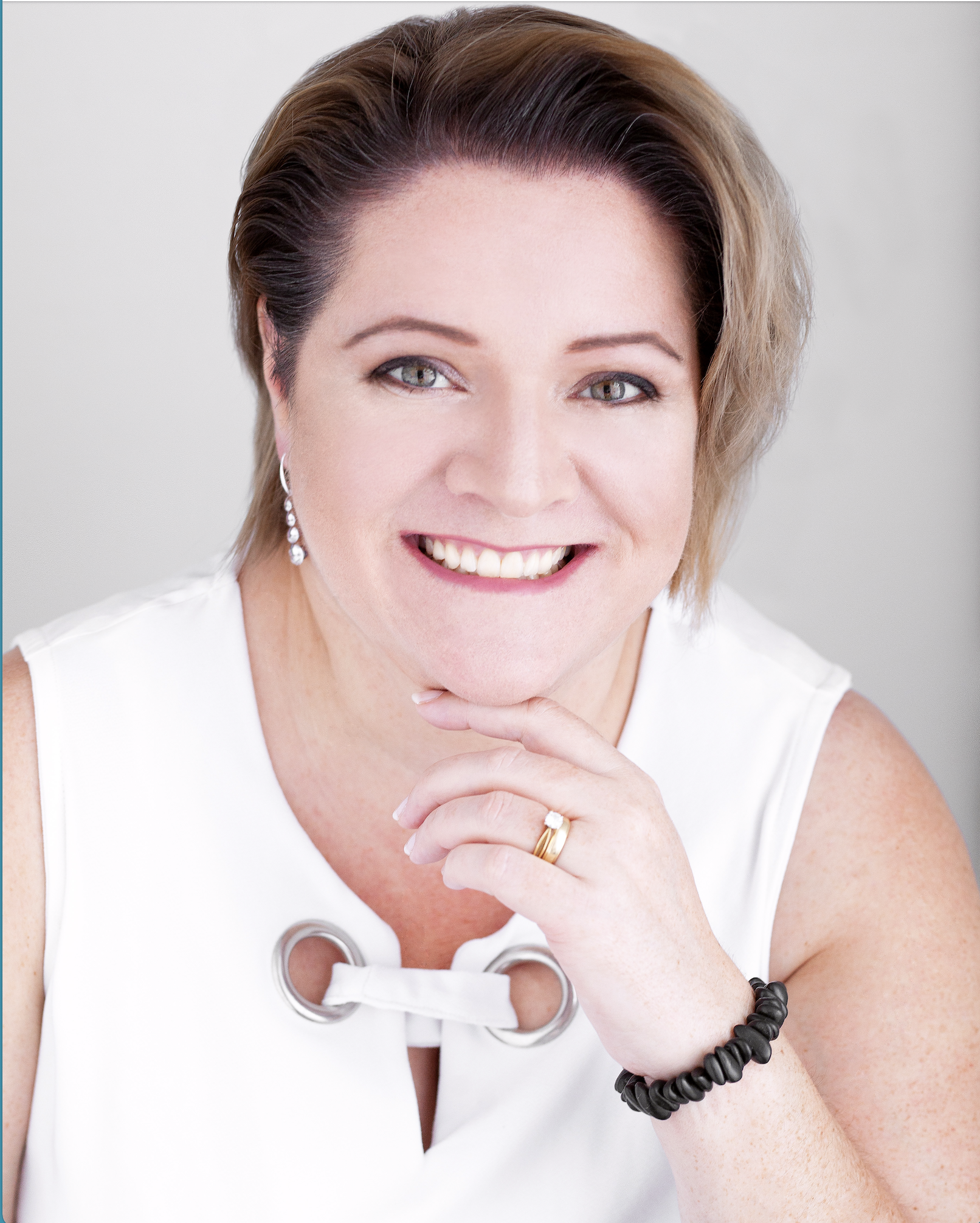 Sandra  Cooze