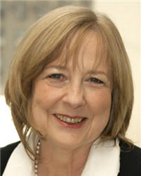  Helen Rogan 
