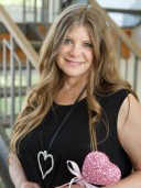 Lynda  Switzer