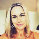 Claire  Dore