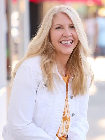 Jennifer Dyer