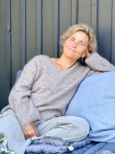 Dr. Anna Ahlefeldt